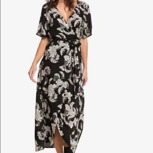 Roxy maxi keep the seas wrap dress black